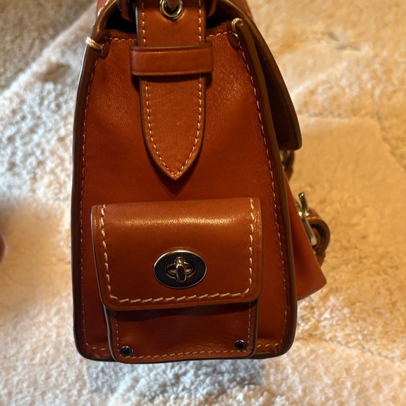 Coach Cargo Tabby Bag with Silver Hardware - Picture 4 of 7